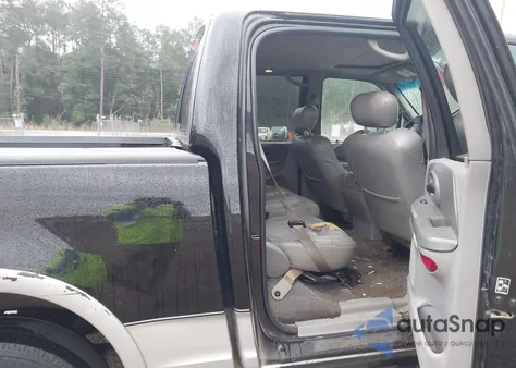 2001 Ford F-150 King Ranch Edition/Lariat/Xlt из США, поврежденный, VIN 1FTRW08L61KA21736